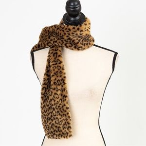 Faux fur leopard print wrap winter scarf